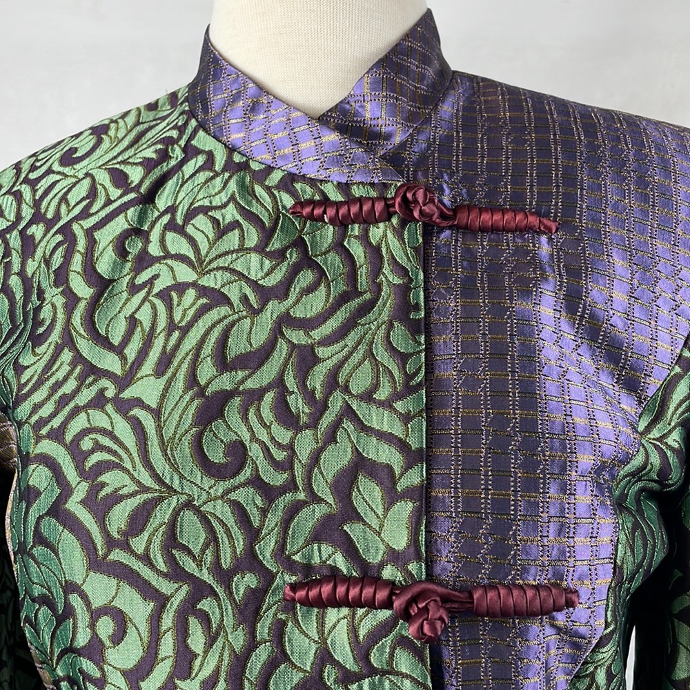 COPY - Beautiful. Women’s size 6. After Five dress jacket, many colors and tex… - Picture 2 of 10